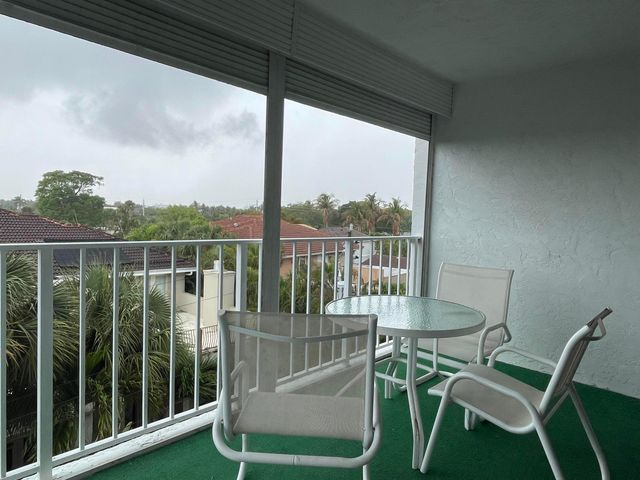 4629 Poinciana Street Apt 409, Lauderdale-By-The-Sea Apt 409, Fort Lauderdale, FL 33308