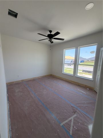 1810 Spoonbill Dr, Portland, TX 78374