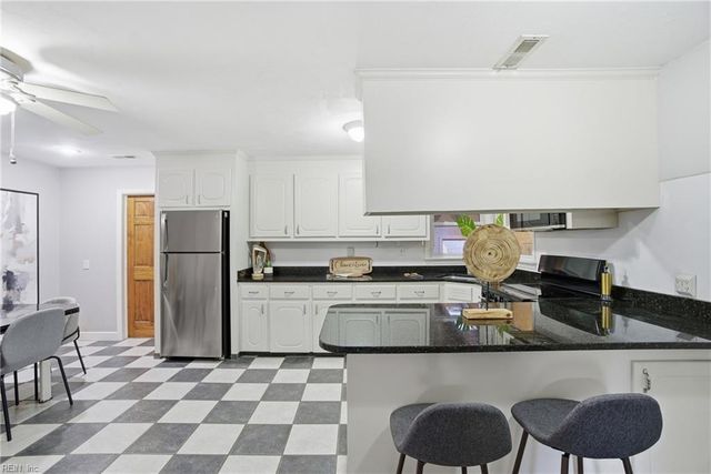 4601 Peek TRL, Chesapeake, VA 23321