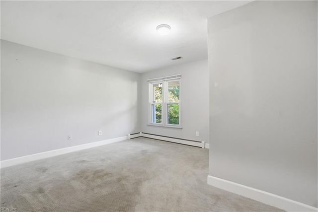 4601 Peek TRL, Chesapeake, VA 23321