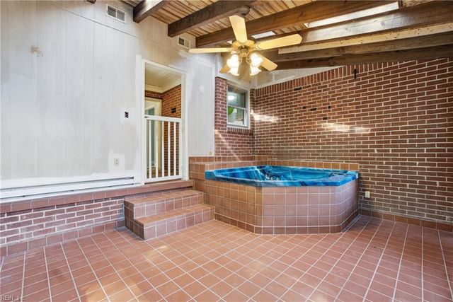 4601 Peek TRL, Chesapeake, VA 23321