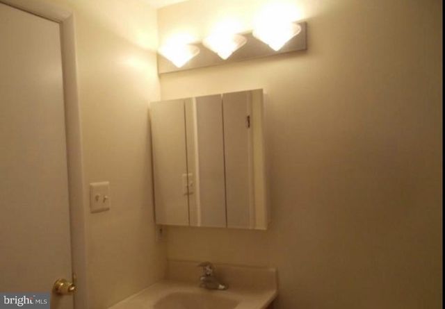 13659 FOREST POND CT, Centreville, VA 20121