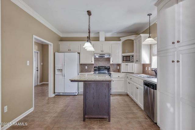 910 Canberra Road, Lafayette, LA 70503