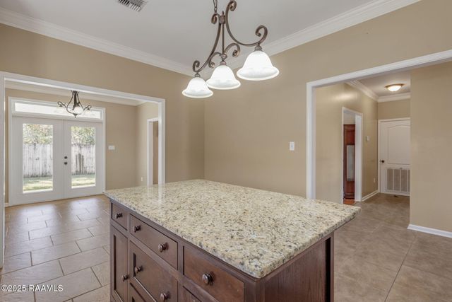 910 Canberra Road, Lafayette, LA 70503