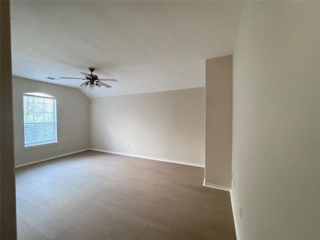 6718 Chester Oak Drive, Houston, TX 77083