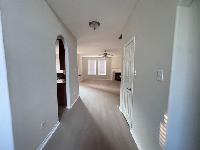 6718 Chester Oak Drive, Houston, TX 77083