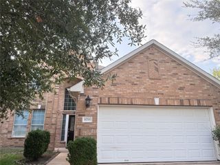 6718 Chester Oak Drive, Houston, TX 77083