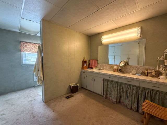 641 W 2nd Street, Baird, TX 79504