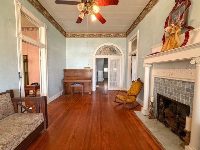 641 W 2nd Street, Baird, TX 79504