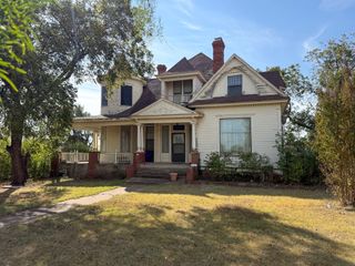 641 W 2nd Street, Baird, TX 79504