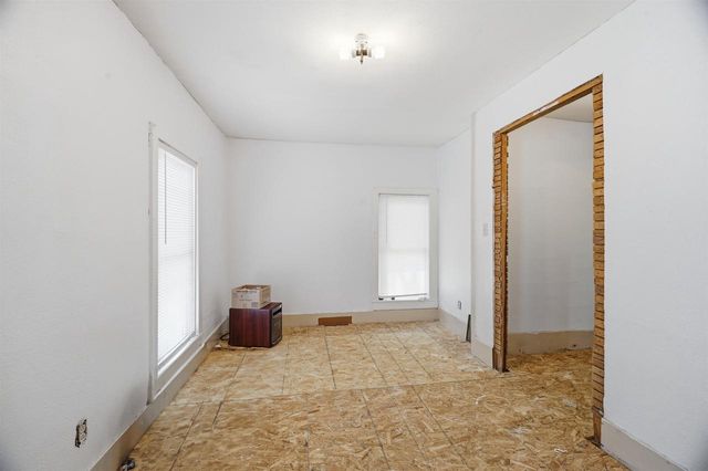 N5460 COLLIER ROAD, New London, WI 54961