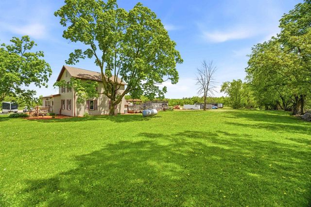 N5460 COLLIER ROAD, New London, WI 54961