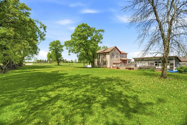 N5460 COLLIER ROAD, New London, WI 54961