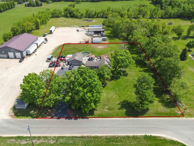 N5460 COLLIER ROAD, New London, WI 54961