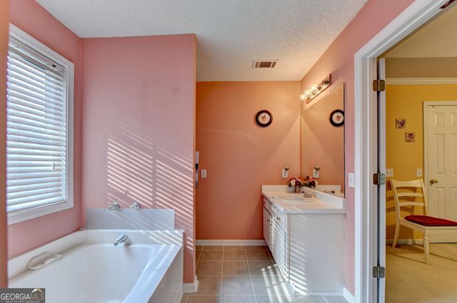 6005 April Drive, Buford, GA 30518