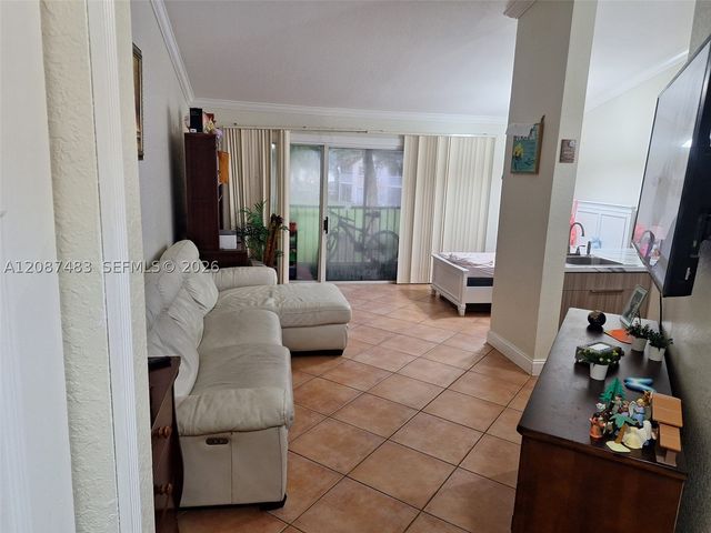 13967 SW 91st Ter 13967, Miami, FL 33186