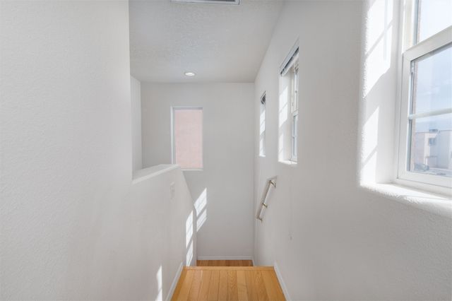 117 Carson Valley Way, Santa Fe, NM 87508