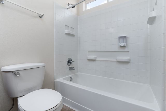 117 Carson Valley Way, Santa Fe, NM 87508
