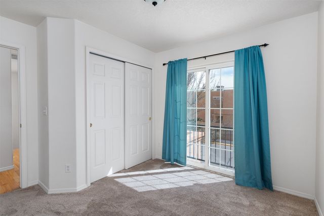 117 Carson Valley Way, Santa Fe, NM 87508