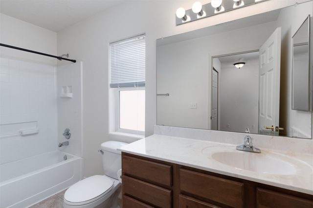 117 Carson Valley Way, Santa Fe, NM 87508