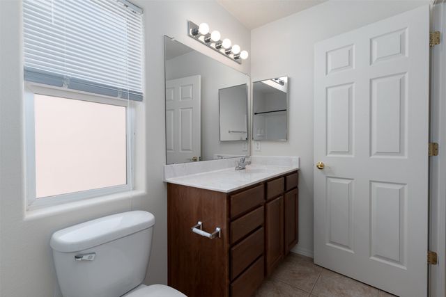 117 Carson Valley Way, Santa Fe, NM 87508