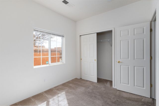 117 Carson Valley Way, Santa Fe, NM 87508
