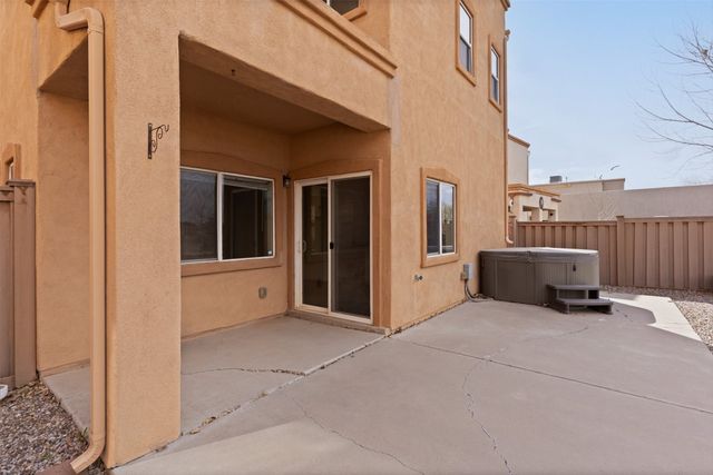 117 Carson Valley Way, Santa Fe, NM 87508