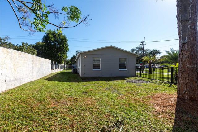 6521 S ENGLEWOOD AVENUE, Tampa, FL 33611