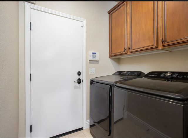 43150 W 28th Street, Lancaster, CA 93536