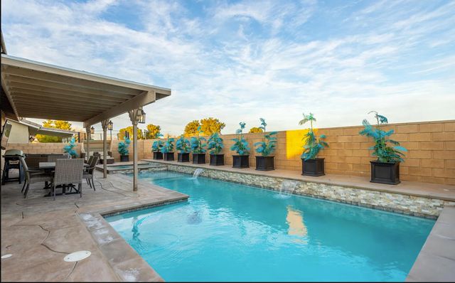 43150 W 28th Street, Lancaster, CA 93536