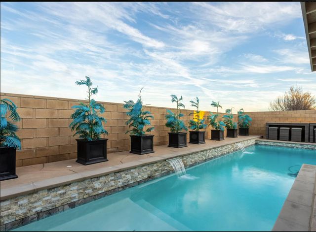 43150 W 28th Street, Lancaster, CA 93536