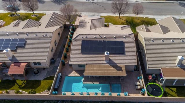 43150 W 28th Street, Lancaster, CA 93536