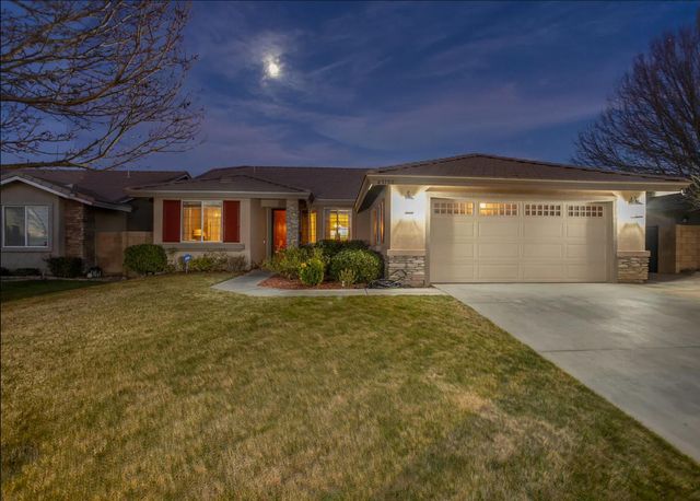 43150 W 28th Street, Lancaster, CA 93536