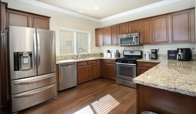 43150 W 28th Street, Lancaster, CA 93536