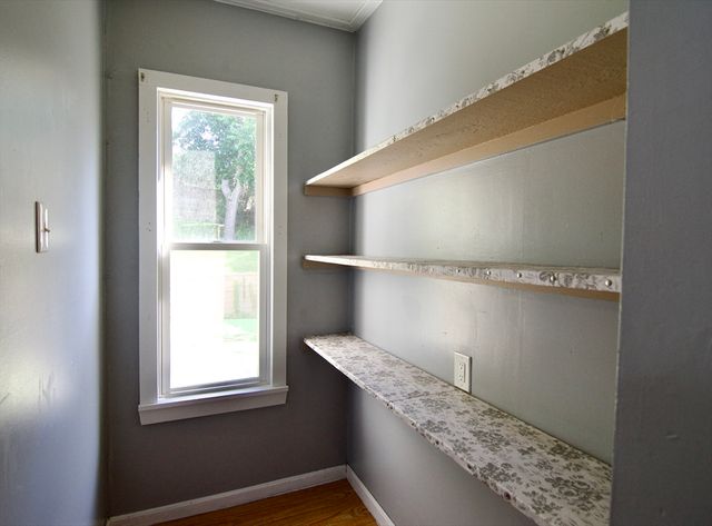 425 Taylor St 1, Springfield, MA 01105