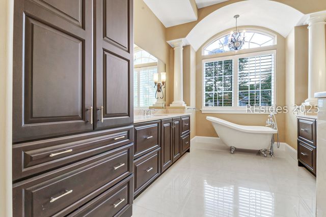227 Hampton Lake Dr, Bluffton, SC 29910