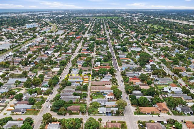 227 S E Street, Lake Worth Beach, FL 33460