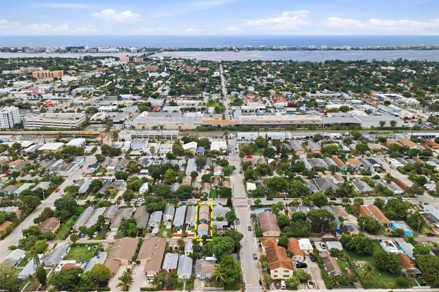 227 S E Street, Lake Worth Beach, FL 33460