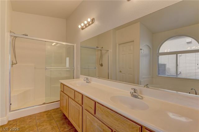8893 Rio Grande Falls Avenue, Las Vegas, NV 89178