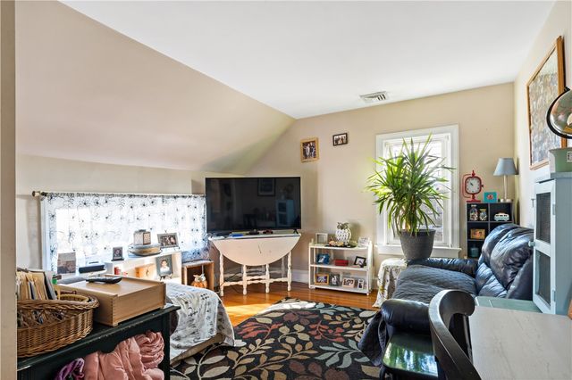 94 John Street, East Providence, RI 02914