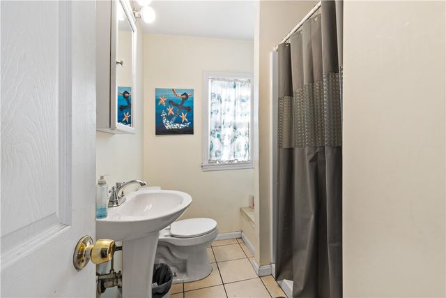 94 John Street, East Providence, RI 02914