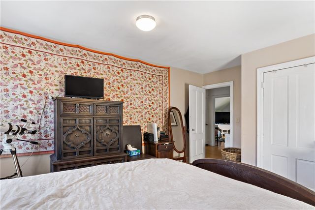 94 John Street, East Providence, RI 02914