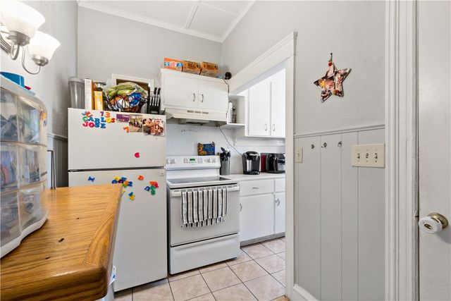 94 John Street, East Providence, RI 02914