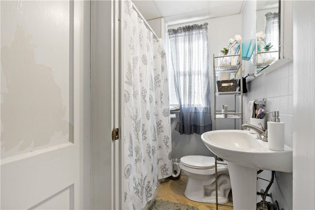 94 John Street, East Providence, RI 02914