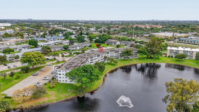 2010 N Farnham N, Deerfield Beach, FL 33442