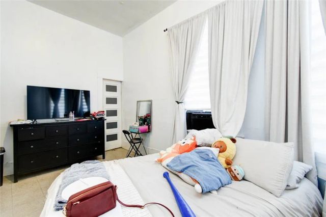 1272 West Court Street, Los Angeles, CA 90026