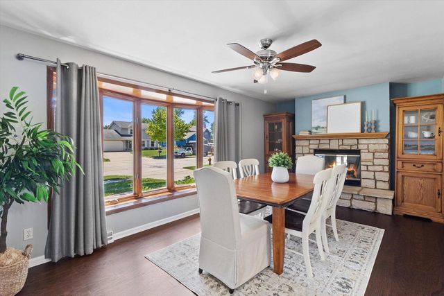 1130 E Elm ROAD, Oak Creek, WI 53154
