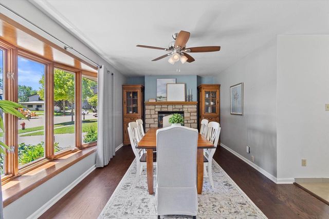 1130 E Elm ROAD, Oak Creek, WI 53154