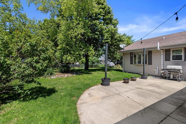 1130 E Elm ROAD, Oak Creek, WI 53154