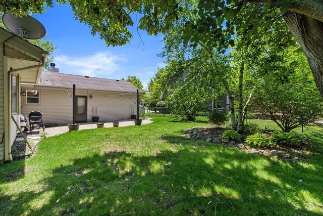 1130 E Elm ROAD, Oak Creek, WI 53154